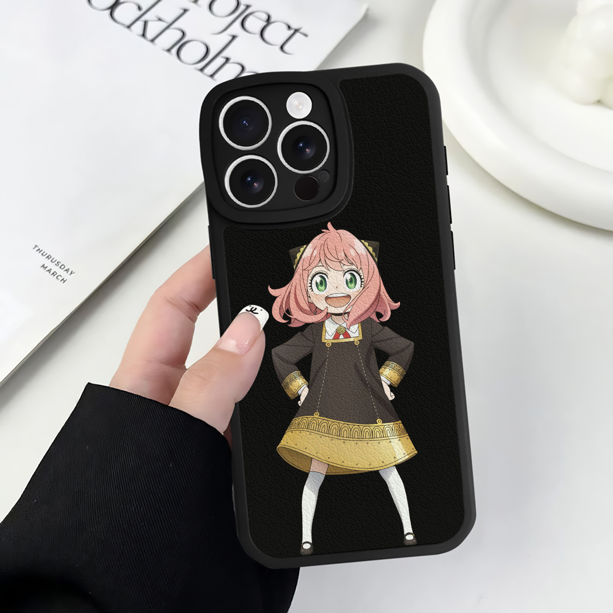 （画像用） SPY×FAMILY间谍家家酒 【iPhone 16シリーズ対応】シリコンスマホケース（レザー調） 材質：シリコン